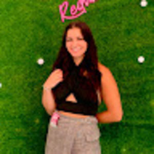 Meet your Posher, Mikaela